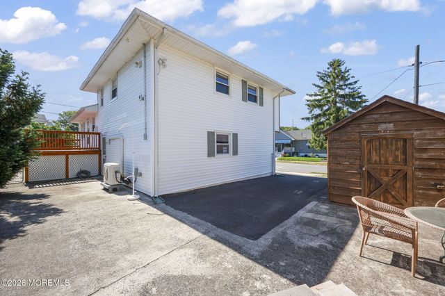 1716 Melrose Avenue, Lake Como, NJ 07719