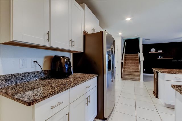 6469 BAR S BAR TRAIL, Zephyrhills, FL 33541