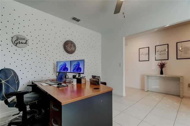 6469 BAR S BAR TRAIL, Zephyrhills, FL 33541