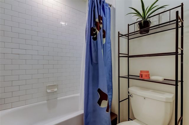 6469 BAR S BAR TRAIL, Zephyrhills, FL 33541