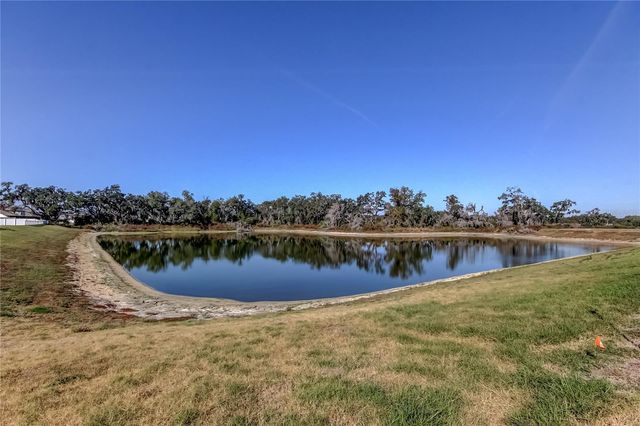 6469 BAR S BAR TRAIL, Zephyrhills, FL 33541