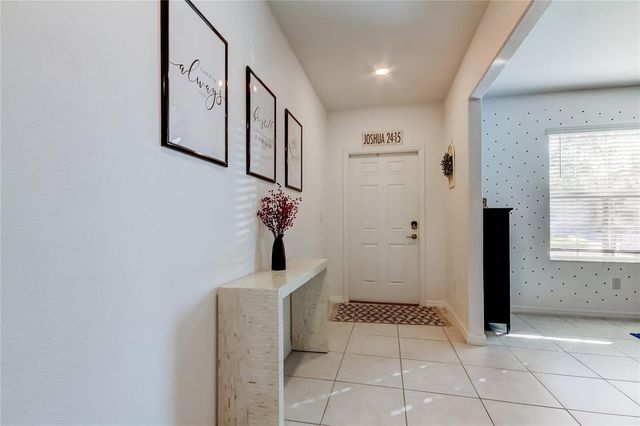 6469 BAR S BAR TRAIL, Zephyrhills, FL 33541