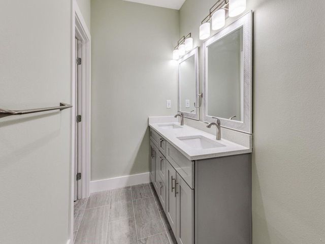 120 Plumeria DR, Dale, TX 78616