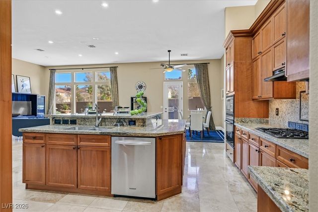 368 Via Sonador, Henderson, NV 89012