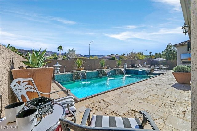 368 Via Sonador, Henderson, NV 89012