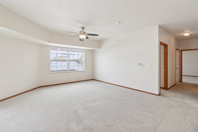 600 E Hillcrest Avenue 201, Indianola, IA 50125