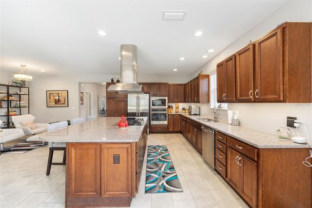 5654 NW 37TH LANE ROAD, Ocala, FL 34482