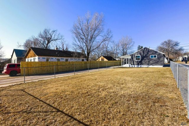 1119 FARLOW AVE, Rapid City, SD 57701