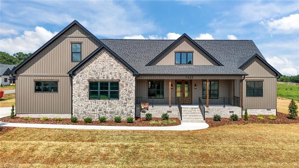 7623 Hawkins Ridge Drive, Stokesdale, NC 27357