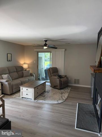 501 CASCADE CT, Sewell, NJ 08080