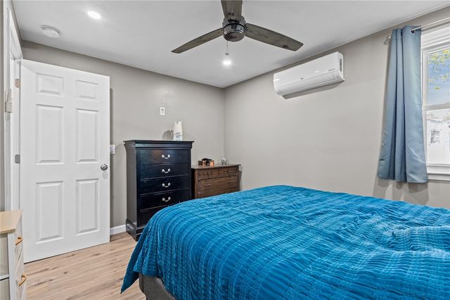 56 Pearl Avenue, North Providence, RI 02904