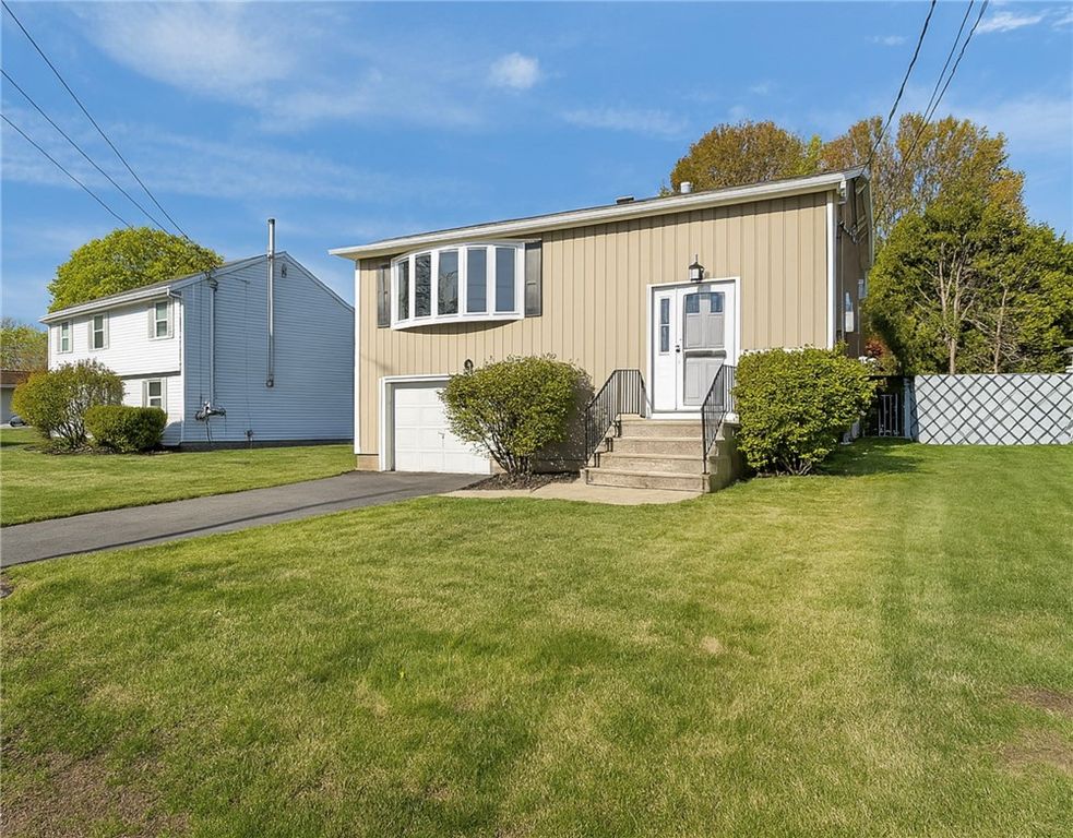56 Pearl Avenue, North Providence, RI 02904