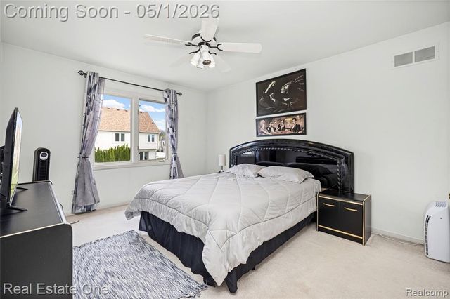 2447 Lorenzo Drive, Sterling Heights, MI 48314