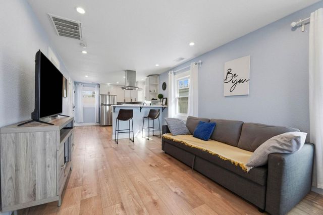 914 Harliss Avenue, San Jose, CA 95110
