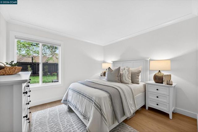 1033 Woodstock Ct, Walnut Creek, CA 94598