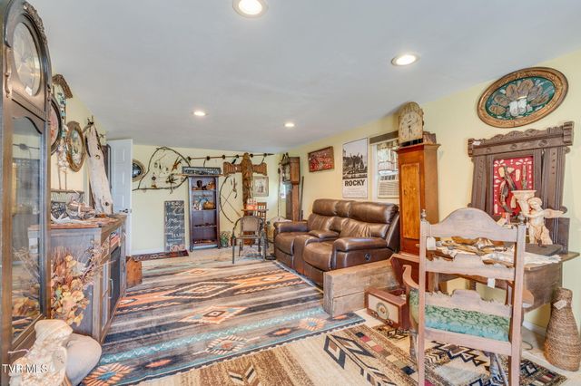 283 Highway 81 N., Jonesborough, TN 37659