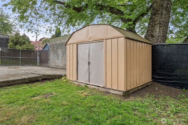 3842 S D Street, Tacoma, WA 98418