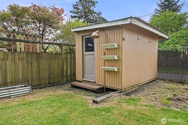 3842 S D Street, Tacoma, WA 98418