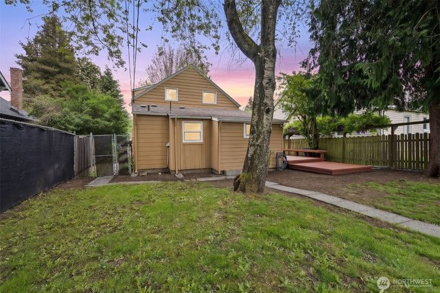 3842 S D Street, Tacoma, WA 98418