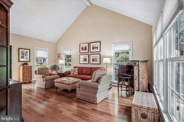 7606 RUSTLE RIDGE CT, Fairfax Station, VA 22039