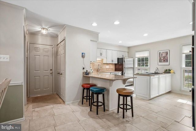 7606 RUSTLE RIDGE CT, Fairfax Station, VA 22039
