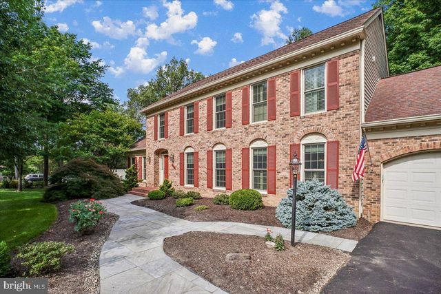 7606 RUSTLE RIDGE CT, Fairfax Station, VA 22039