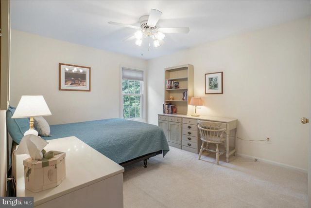 7606 RUSTLE RIDGE CT, Fairfax Station, VA 22039
