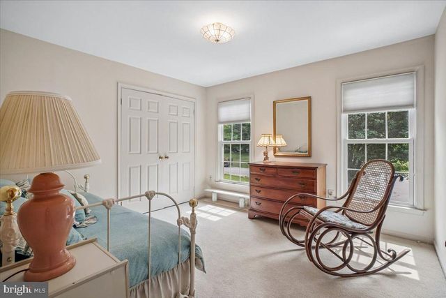 7606 RUSTLE RIDGE CT, Fairfax Station, VA 22039