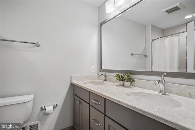 7606 RUSTLE RIDGE CT, Fairfax Station, VA 22039