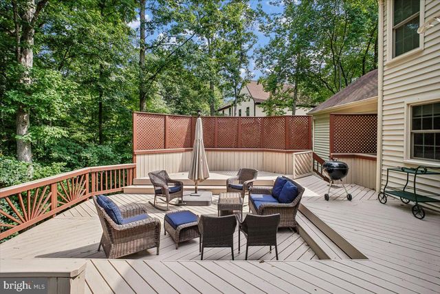 7606 RUSTLE RIDGE CT, Fairfax Station, VA 22039