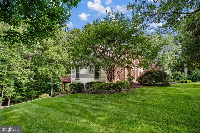 7606 RUSTLE RIDGE CT, Fairfax Station, VA 22039