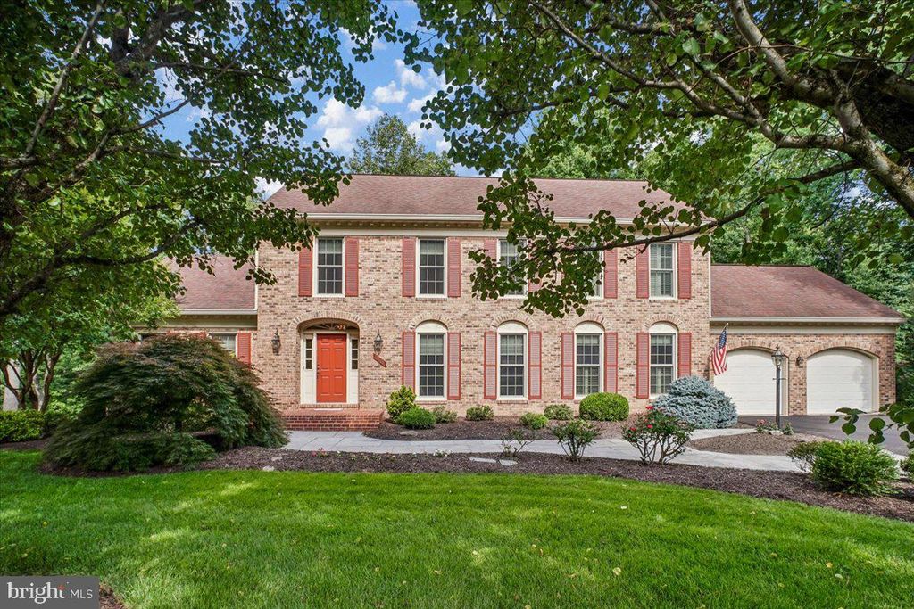 7606 RUSTLE RIDGE CT, Fairfax Station, VA 22039