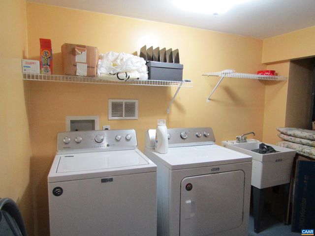 798 JEFFERSON DR, Palmyra, VA 22963