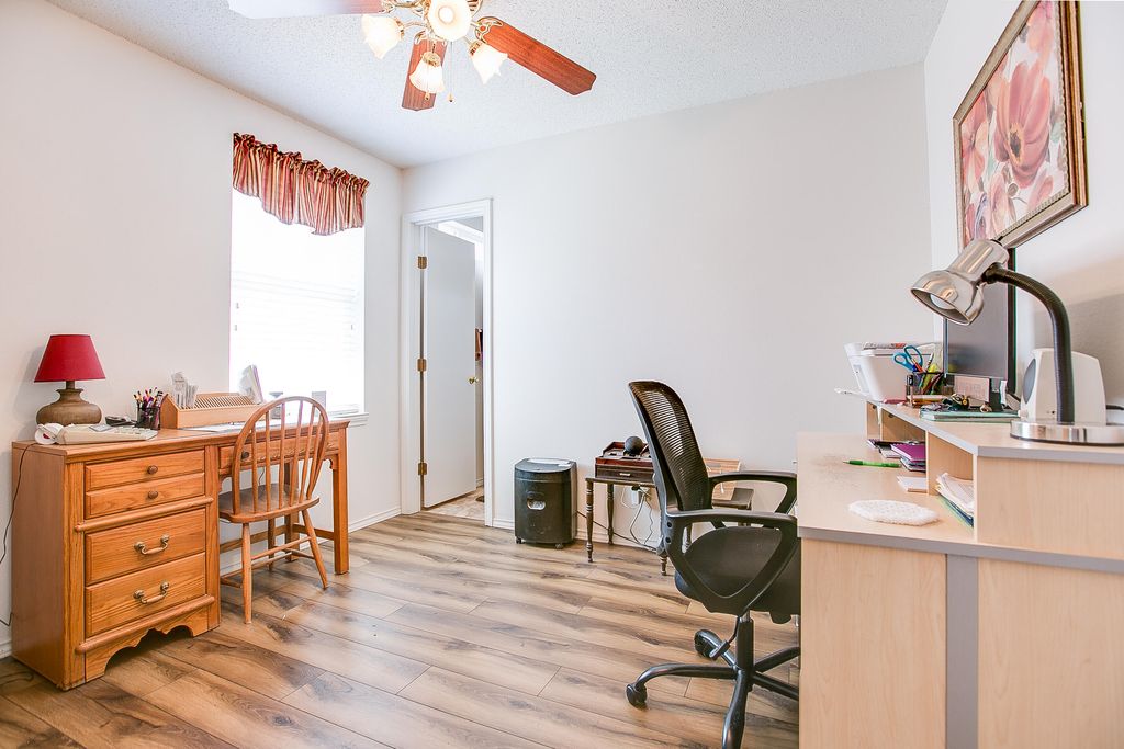 Image 20 of property listing at 1207 Wallace Lane, San Angelo, TX 76905