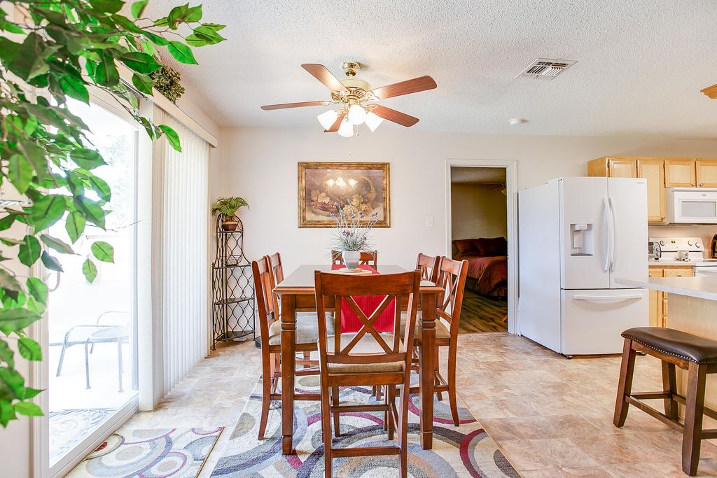 Image 3 of property listing at 1207 Wallace Lane, San Angelo, TX 76905