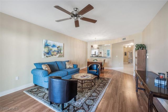 7842 Regal Heron CIR 201, Naples, FL 34104