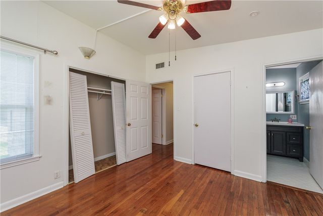 5938 Lucille Dr, Corpus Christi, TX 78412