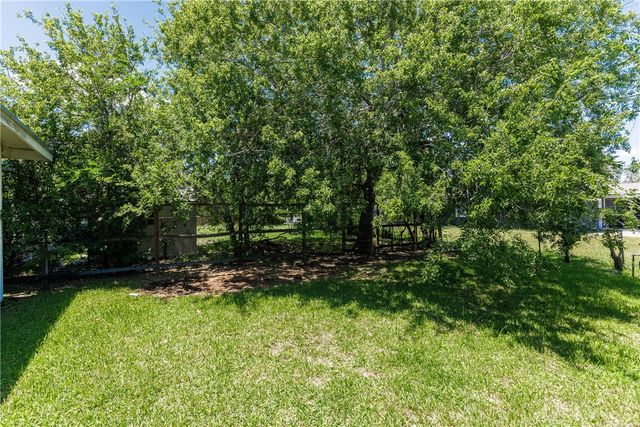 5938 Lucille Dr, Corpus Christi, TX 78412