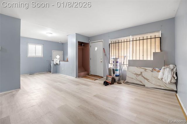 17809 Mcdougall Street, Detroit, MI 48212