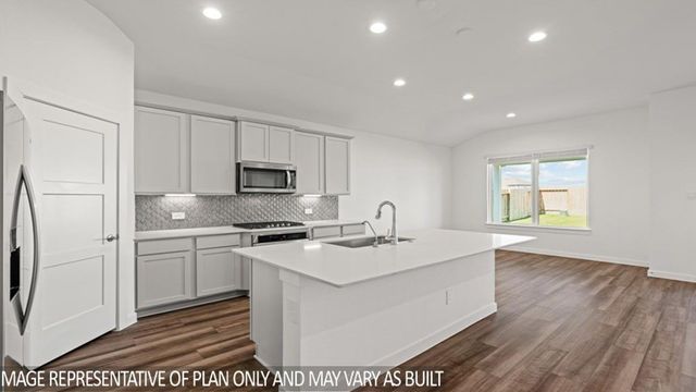 15214 Evening Light Drive, Magnolia, TX 77354