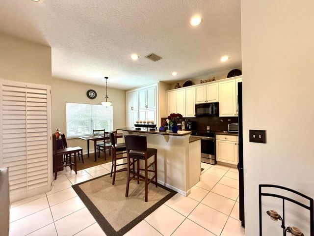 8611 Gold Cay, West Palm Beach, FL 33411