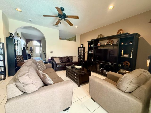 8611 Gold Cay, West Palm Beach, FL 33411