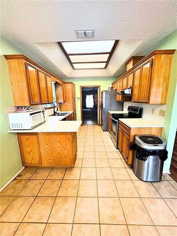 1614 Grovewood Road, Mission, TX 78573