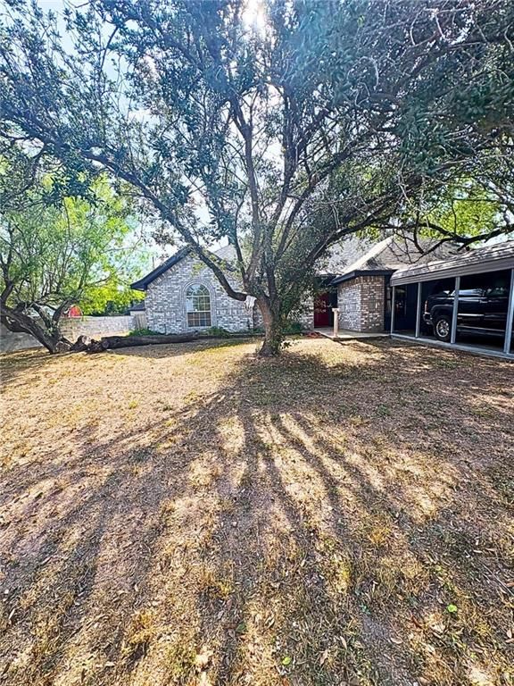 1614 Grovewood Road, Mission, TX 78573