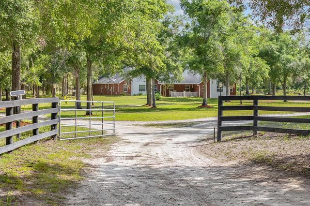 1827 SW SHILOH STREET, Fort White, FL 32038