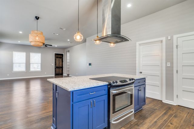 619 Buckalew Street, Dallas, TX 75208