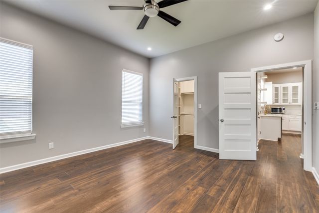 619 Buckalew Street, Dallas, TX 75208