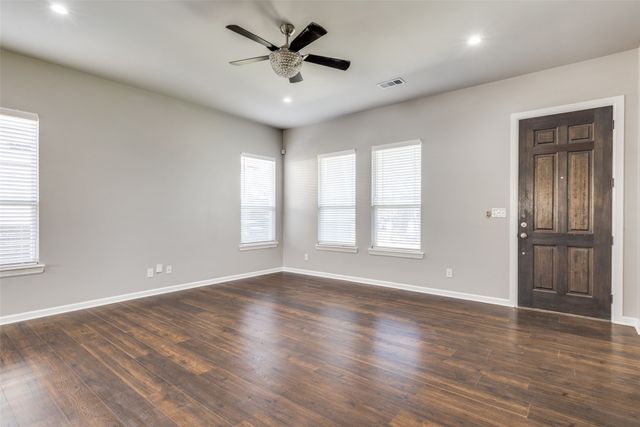 619 Buckalew Street, Dallas, TX 75208