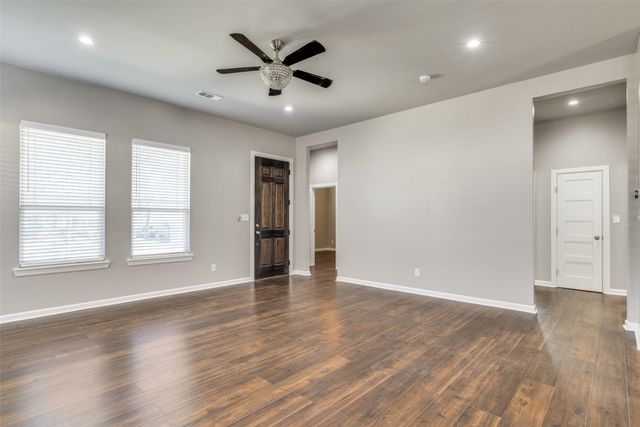 619 Buckalew Street, Dallas, TX 75208