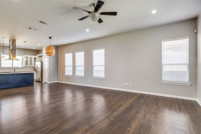 619 Buckalew Street, Dallas, TX 75208